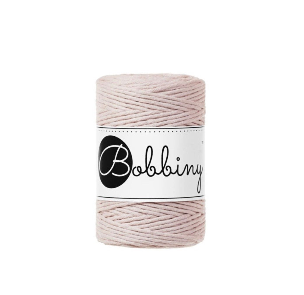 1.5 mm Bobbiny Markramee Garn