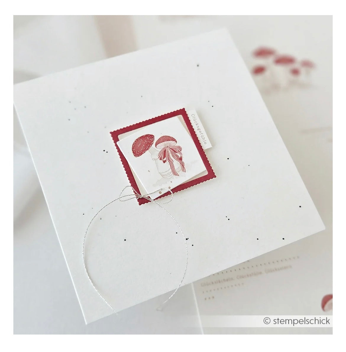Designpapier 'Glückspilz Szenen mit Typo' 200g/m²